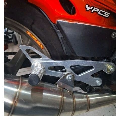 Footstep Underbone Belakang F1ZR Original Bpro